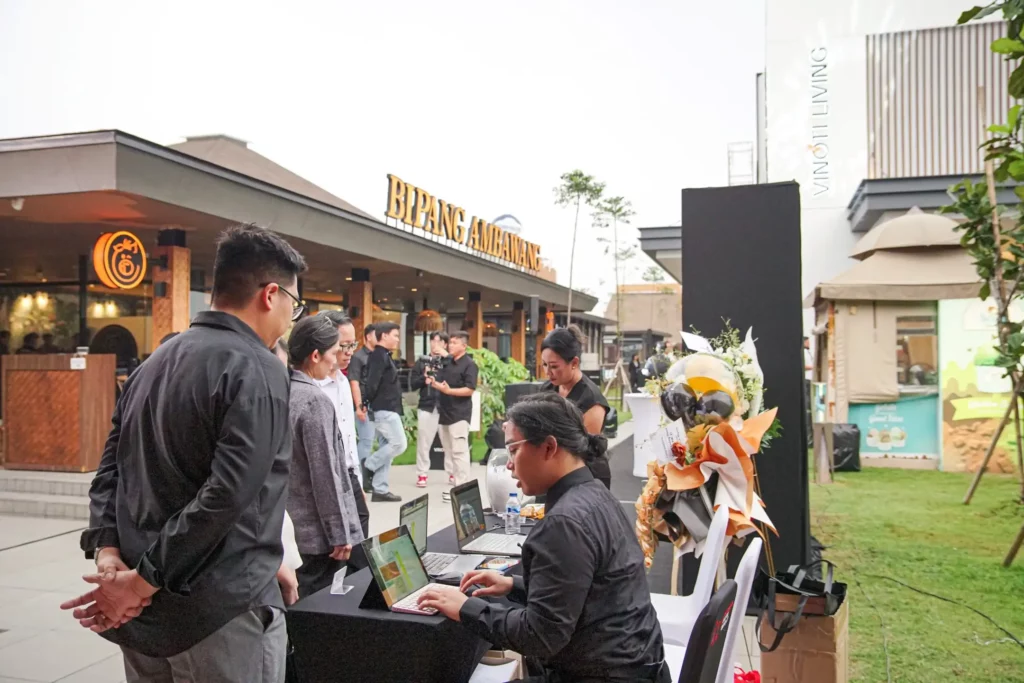 DSC09921 VINOTI LIVING IDD STORE GRAND OPENING - 11